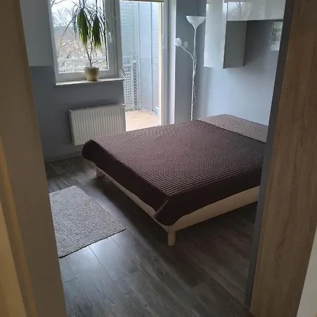 Piaskowa * 姆拉哥沃